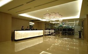 Holiday Inn Express Taipei Train Station By Ihg